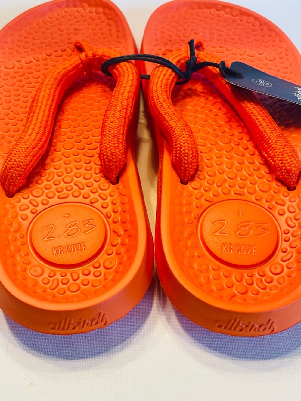 ALLBIRDS SUGAR ZEFFERS 2 FLIP FLOPS UNISEX SIZE 11 BUOYANT ORANGE - Picture 5 of 8